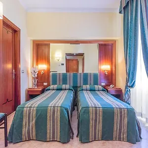 Raeli Lux Hotel Rome