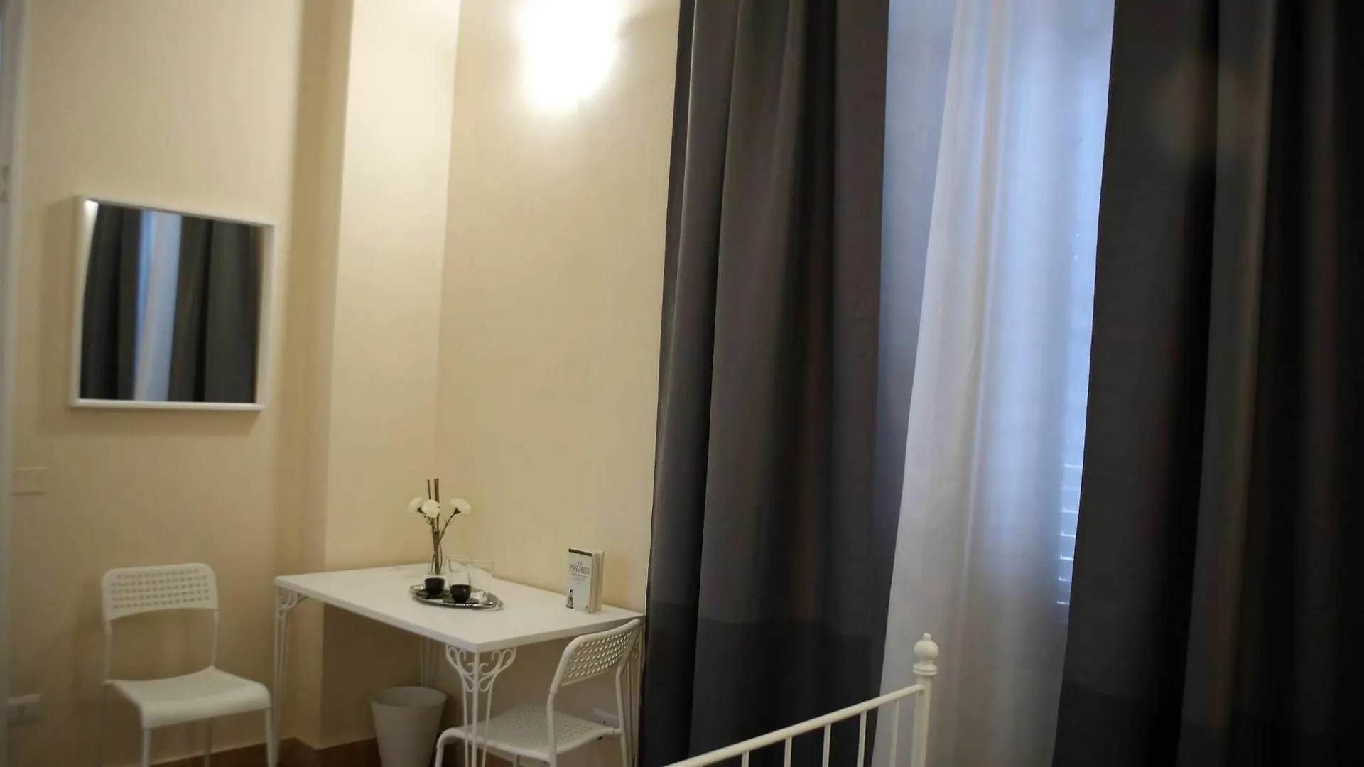 Πανσιόν Mantegna Rooms Παλέρμο